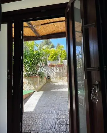 Berlen Bed & Breakfast 3*